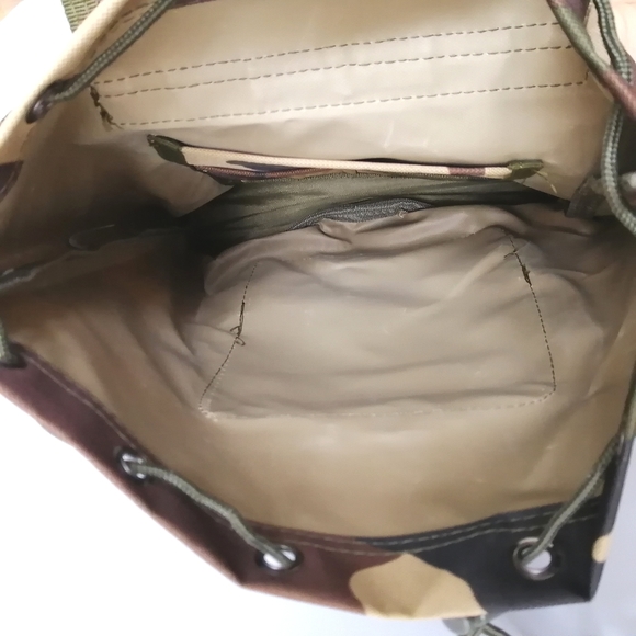Camo Mini Backpack NWOT - Picture 13 of 13